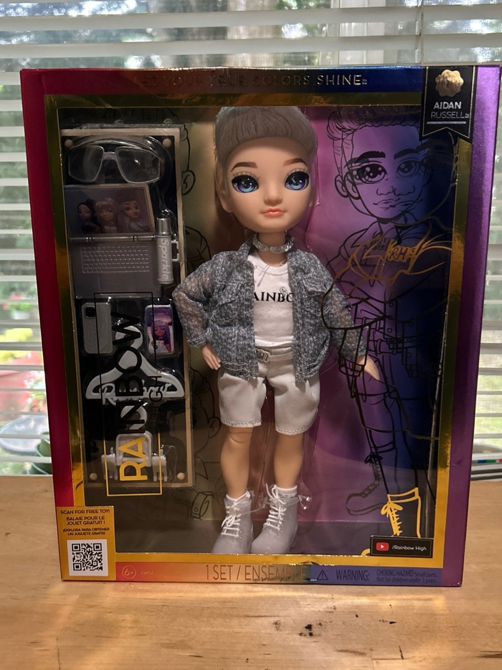 Rainbow High Aidan Russell Fashion Doll And Accessories Clothes NIB